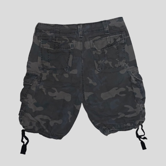 Brandit Camo Cargo Shorts - Picture 2 of 4